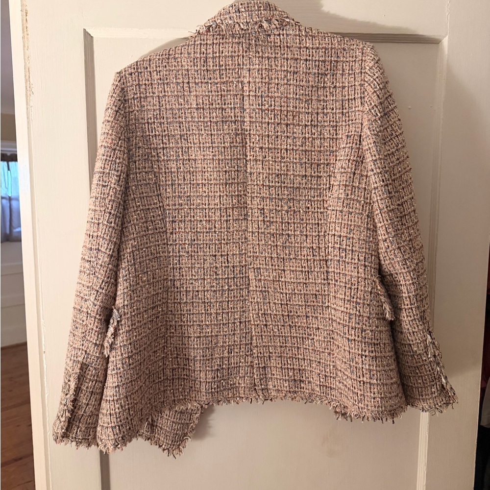 🤍 White House Black Market Tweed Blazer – Size 10 🤍 - Picture 3 of 3